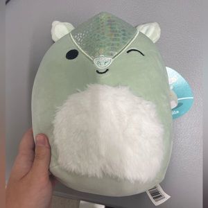 Squishmallow Arilla 8in